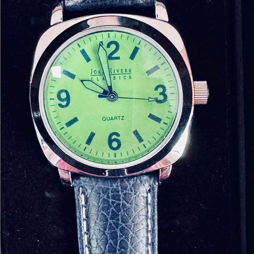 162 Joan Rivers Classics Green Watch